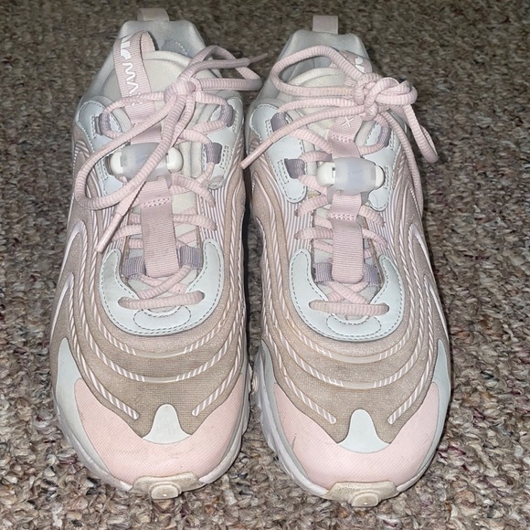 Womens Nike Air Max 270 React Photon Pink - Picture 1 of 13